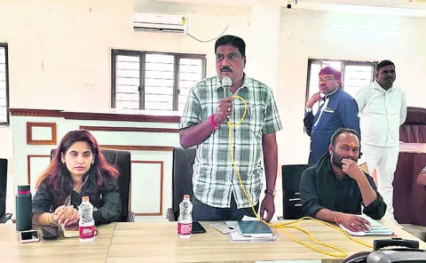 నిబంధనల ప్రకారమే  ఓటరు జాబితా
