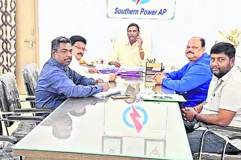 డయల్‌ యువర్‌ ఎస్‌ఈకి 8 ఫిర్యాదులు 
