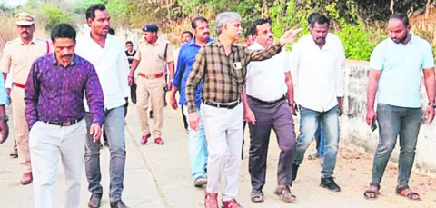 ఆర్వోబీ నిర్మాణానికి సహకరించాలి