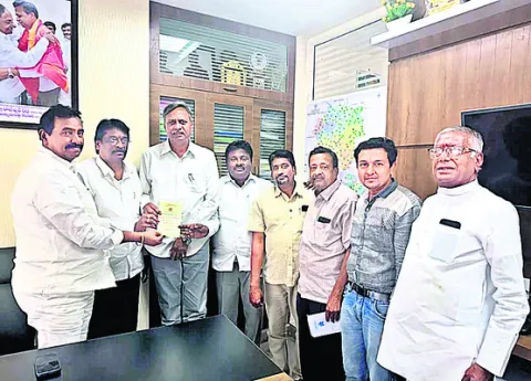 ఎమ్మెల్యే పల్లాకు ఓసీ జేఏసీ ఆహ్వానం