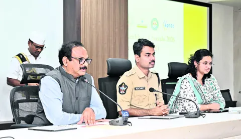 పండుగ వాతావరణంలో గండికోట ఉత్సవాలు 