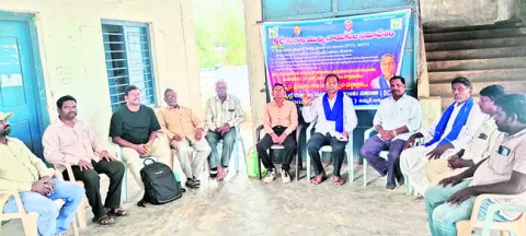 ఎస్సీల సమస్యలు అసెంబ్లీలో ప్రస్తావించాలి