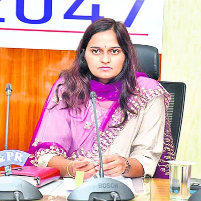 పిల్లలను పనిలో పెట్టుకుంటే చర్యలు 