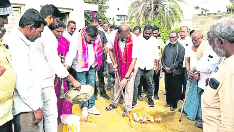 రోడ్లు, డ్రైనేజీల సమస్యలకు శాశ్వత పరిష్కారం