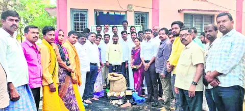 కొనుగోలు కేంద్రాన్ని సద్వినియోగం చేసుకోండి