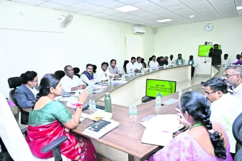 ఆధునిక సేద్యాన్ని ప్రోత్సహించాలి 