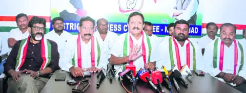 కాంగ్రెస్‌ నేతలను దూషించే హక్కు బీఆర్‌ఎస్‌కు లేదు 