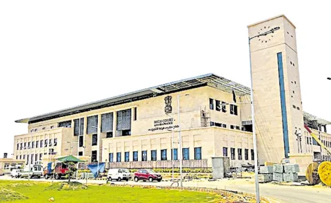 AP High Court Serious On Education Department officials