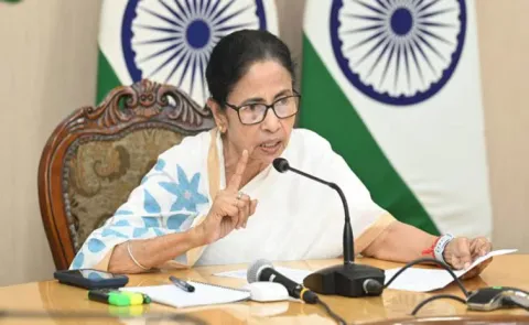 Mamata Banerjee slams Bengal voter roll revision