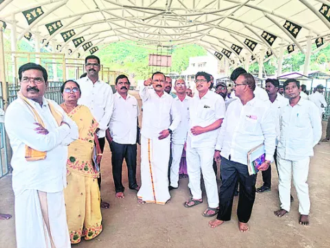 వీఐపీలకు ఇక ప్రత్యేక సమయం