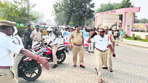 హెల్మెట్‌ ధారణ..  ప్రాణాలకు రక్షణ
