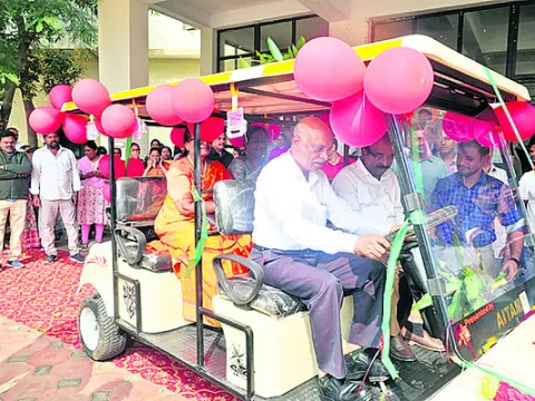 ఎలక్ట్రిక్‌ బగ్గీ విరాళం