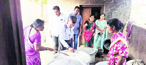 ‘పది’లో ఉత్తమ ఫలితాలే లక్ష్యం 