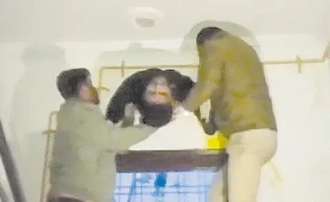 Thief Gets Stuck in Kitchen Exhaust Hole During Theft Attempt in Kota