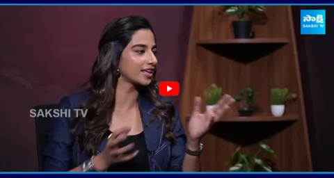 Actress Meenakshi Chaudhary About Her Favourite Movies  4