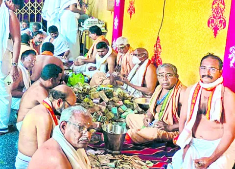 కార్తికేయుడి హుండీ ఆదాయం రూ.1.07 కోట్లు