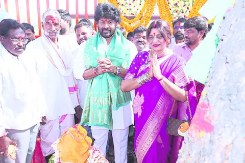 ఆధ్యాత్మిక వారసత్వంగా సమ్మక్క గద్దెలు 