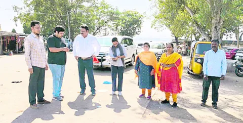 గోదావరి పుష్కర ఘాట్ల పరిశీలన