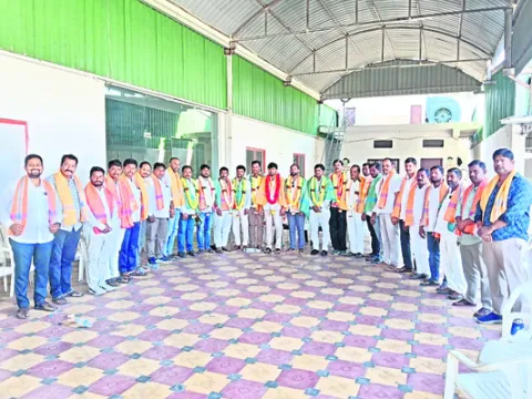 సర్పంచుల ఫోరం డిచ్‌పల్లి మండల అధ్యక్షుడిగా వాసు 