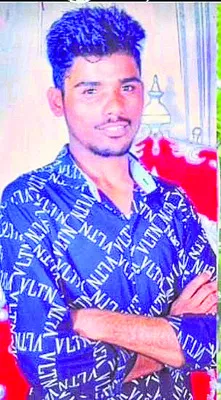 ఆశచూపి..    అందినకాడికి దండుకుని.. 
