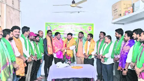 ఉప సర్పంచ్‌లకు గౌరవ వేతనం ఇవ్వాలి