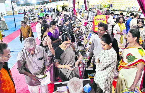 అక్షరాలకు పునఃప్రాణప్రతిష్ట చేసిన దోణప్ప 