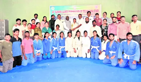 జూడోతో బాలబాలికలకు ఆత్మరక్షణ