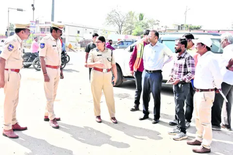 ప్రజల భద్రతే ప్రధాన లక్ష్యం: ఎస్పీ 
