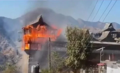  200‑Year‑Old Junga Palace in Shimla Gutted by Fire