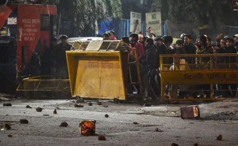 Turkman Gate violence Police identify 30 stone pelters