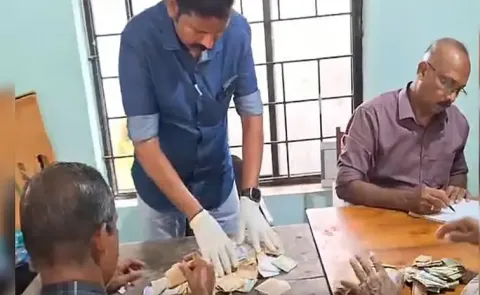 Kerala beggar passed away after nearly 5 lakh in banned notes Saudi riyals12