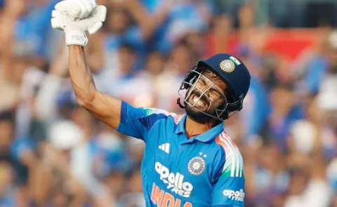 VHT 2025 26: Ruturaj Gaikwad Slams Century Vs Goa Fans Reacts9