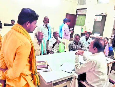 సార్‌..మమ్మల్ని ఆదుకోండి 