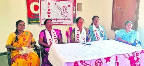 పోరాటాలు మరింత ఉధృతం