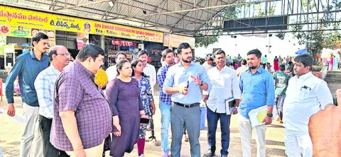 గోదావరి పుష్కరాలకు విస్తృతంగా ఏర్పాట్లు