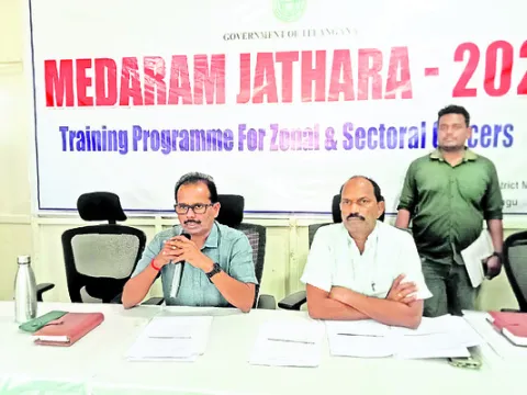 అధికారులు బాధ్యతతో పనిచేయాలి