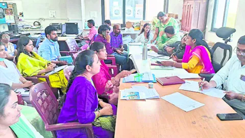 పోషకాహార లోపంతోనే పిల్లల మరణాలు