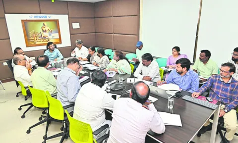 ఎస్టీపీల నిర్మాణంలో వేగం పెంచాలి