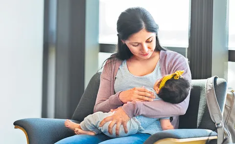 Breastfeeding in public is not a natural or comfortable experience for many urban women13