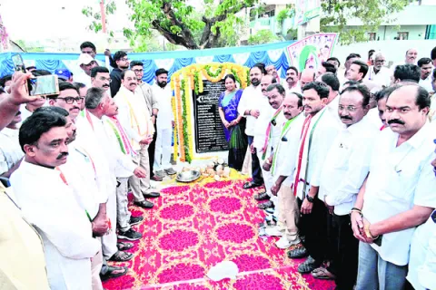 పరిశుభ్రమైన నగరంగా అభివృద్ధి చేస్తాం