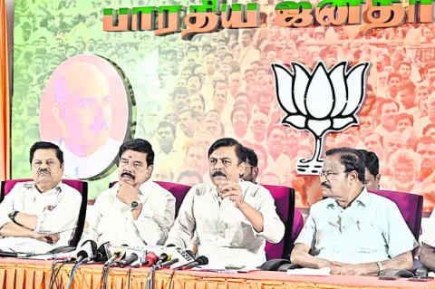 తమిళనాడుకు కేంద్రం పెద్దపీట 