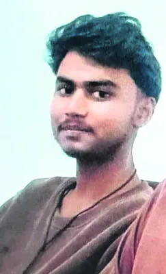 ప్రియురాలు మాట్లాడలేదని ప్రియుడు ఆత్మహత్య 