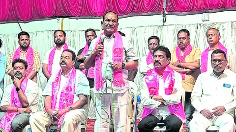 ● మాజీమంత్రి కొప్పుల ఈశ్వర్‌