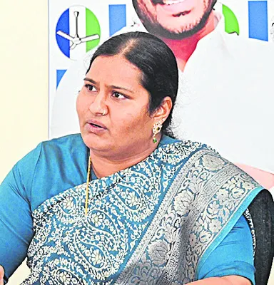 రాష్ట్రంలో విధ్వంస పాలన 
