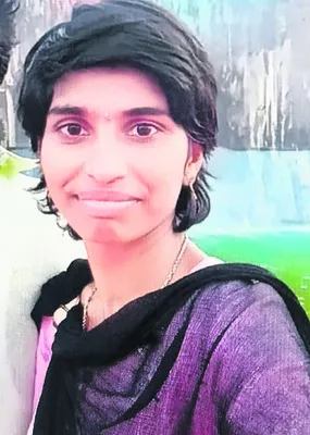 భార్యను కడతేర్చిన భర్త