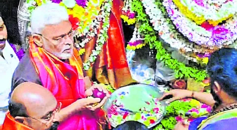 తిరుమల ప్రసాదానికి బాబు చేసింది ఘోర అపచారం 