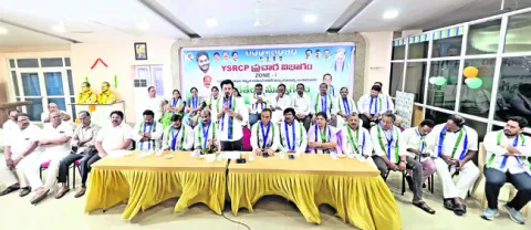 ప్రజా సమస్యలపై పోరాటం చేద్దాం.. 