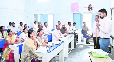 ఈసీ నిబంధనలు విధిగా పాటించాలి 