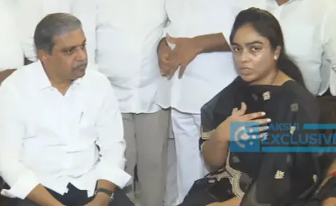 Ysrcp Leaders Visited Ambati Rambabu House