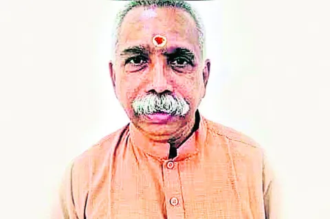 ఊడిన కేశవ వినాయగం పదవి 
